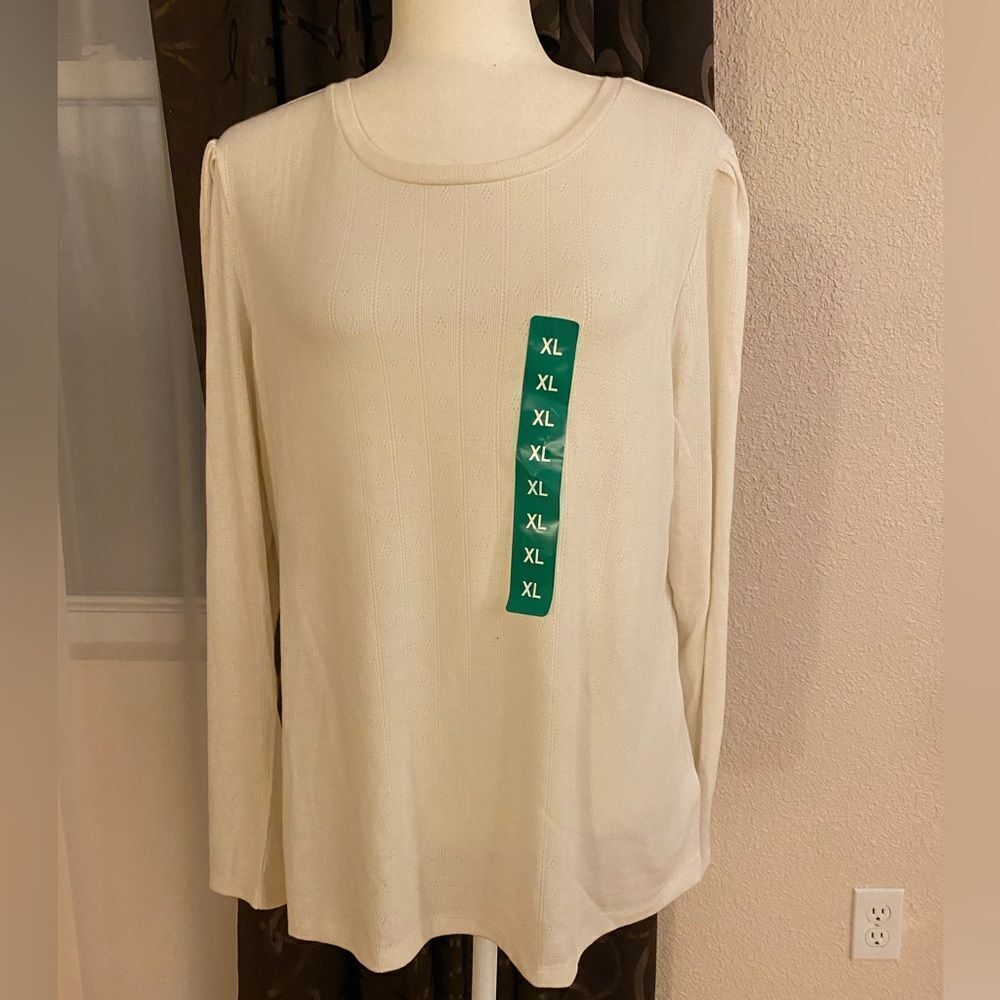 Well Worn Women Sweater